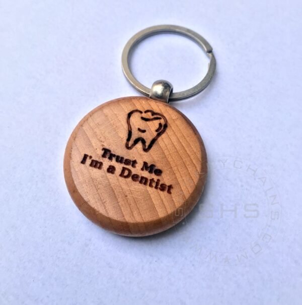 Round Wooden Laser Engraved Dentist keychain